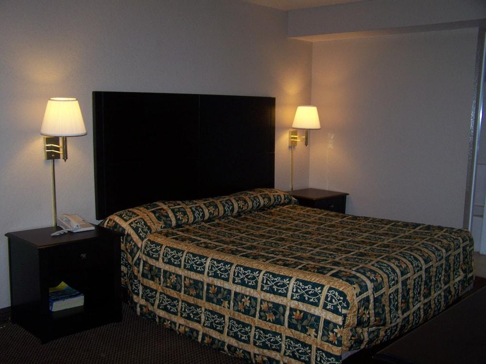 Super 8 By Wyndham San Antonio Pearl District Downtown Motel Bagian luar foto